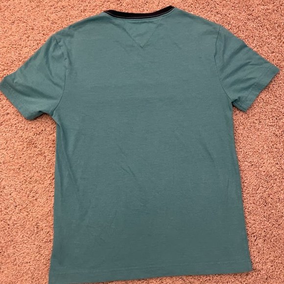 Tommy Hilfiger Aqua T-Shirt, Size Medium - Picture 4 of 5